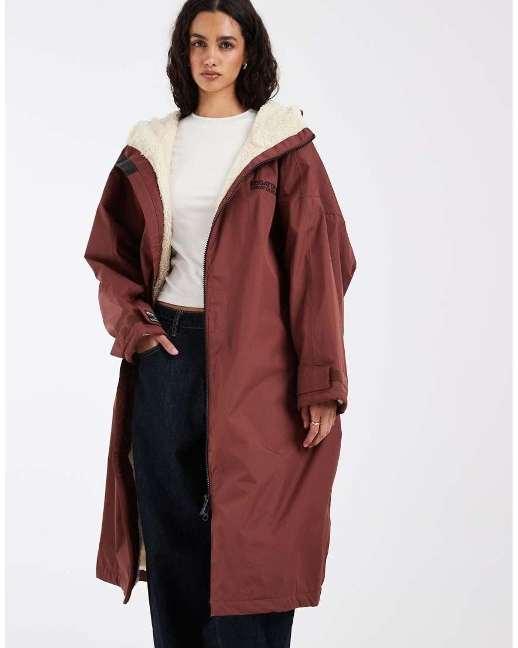 Regatta Red Waterproof Changing Robe