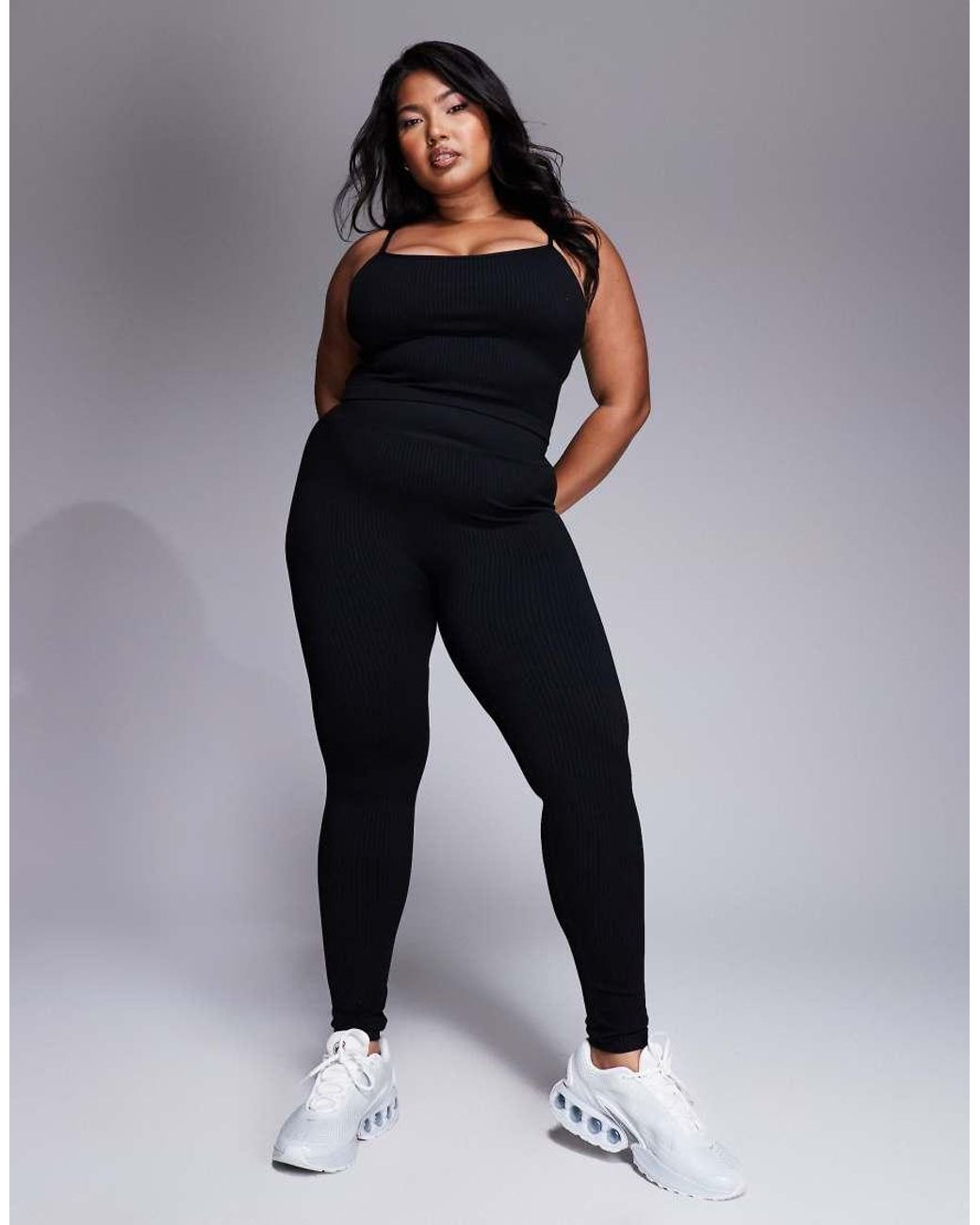 4505 Black Curve Icon Seamless Rib Yoga Vest With Inner Bra