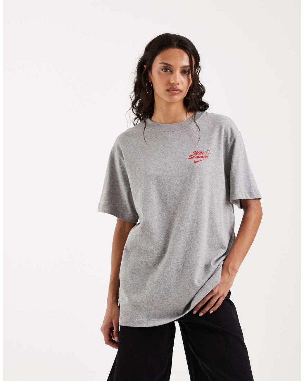 Nike Gray Oversized Boxy Graphic T-shirt