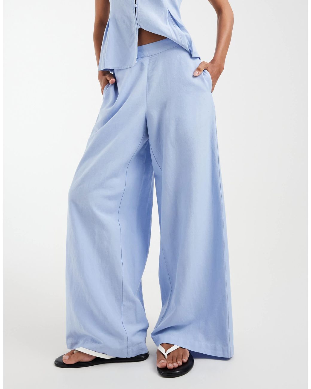 Pantalon d'ensemble ample et texturé - clair Aware en coloris Blue
