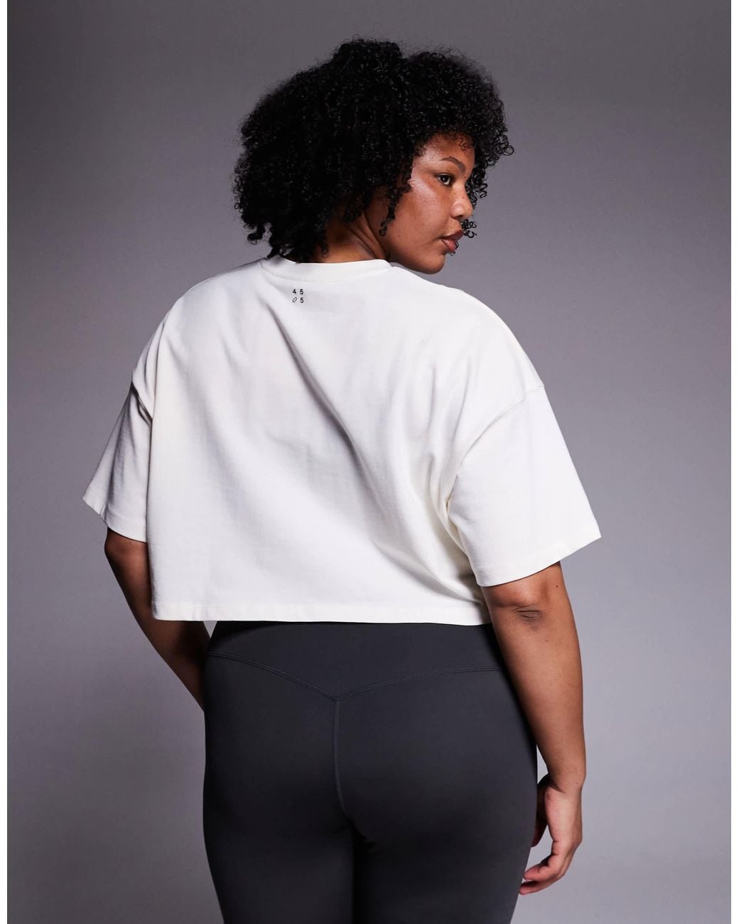 4505 White Curve Icon Heavyweight Cotton Cropped T-shirt With Quick Dry Finish