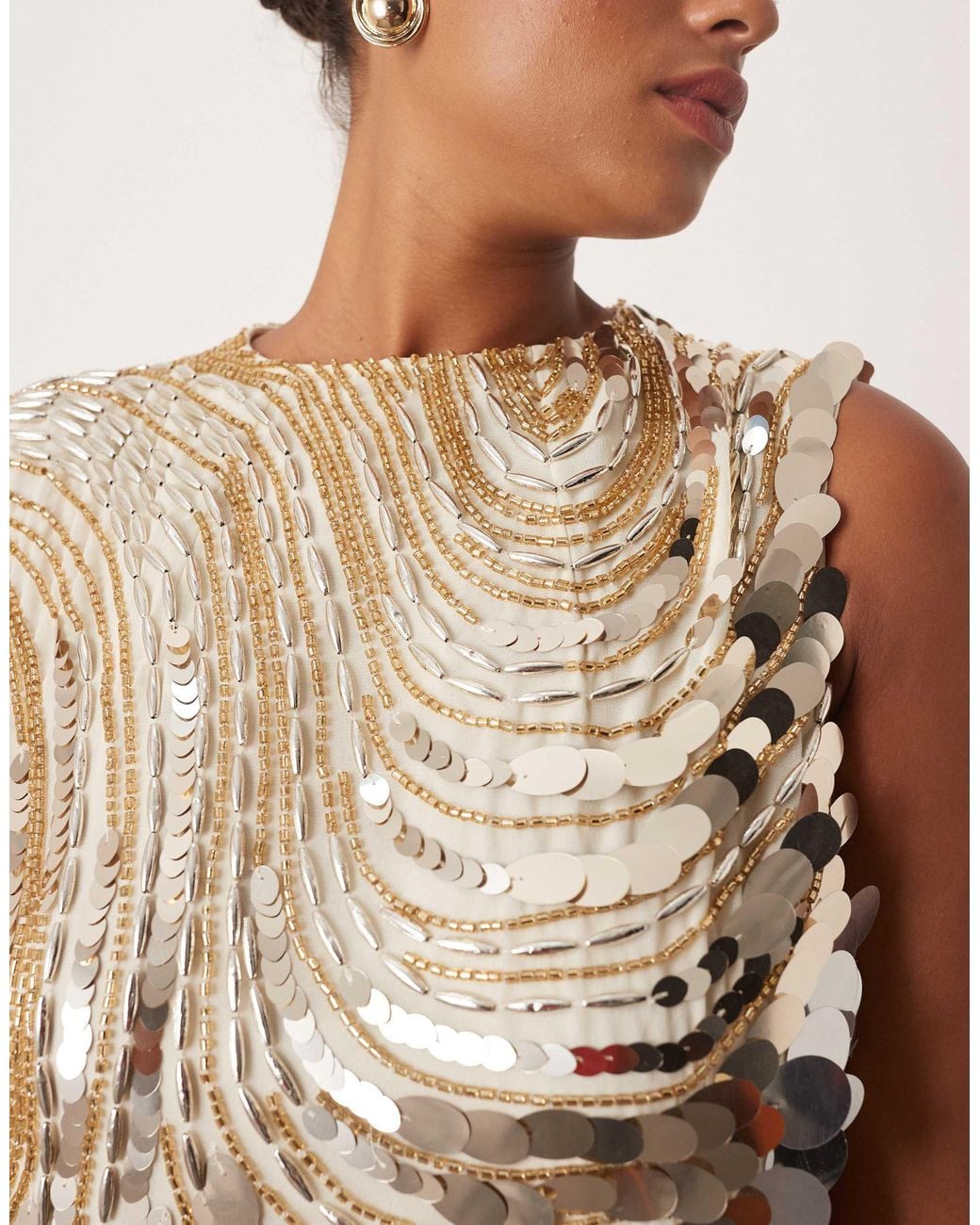 ARRANGE Natural Curve – hochgeschlossenes maxikleid mit wellenförmigen linearen verzierungen und eckigem saum