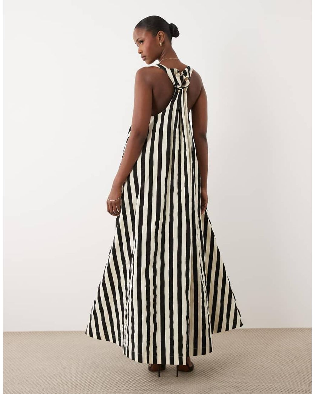 4th & Reckless White Cotton Twist Back Detail Trapeze Maxi Dress