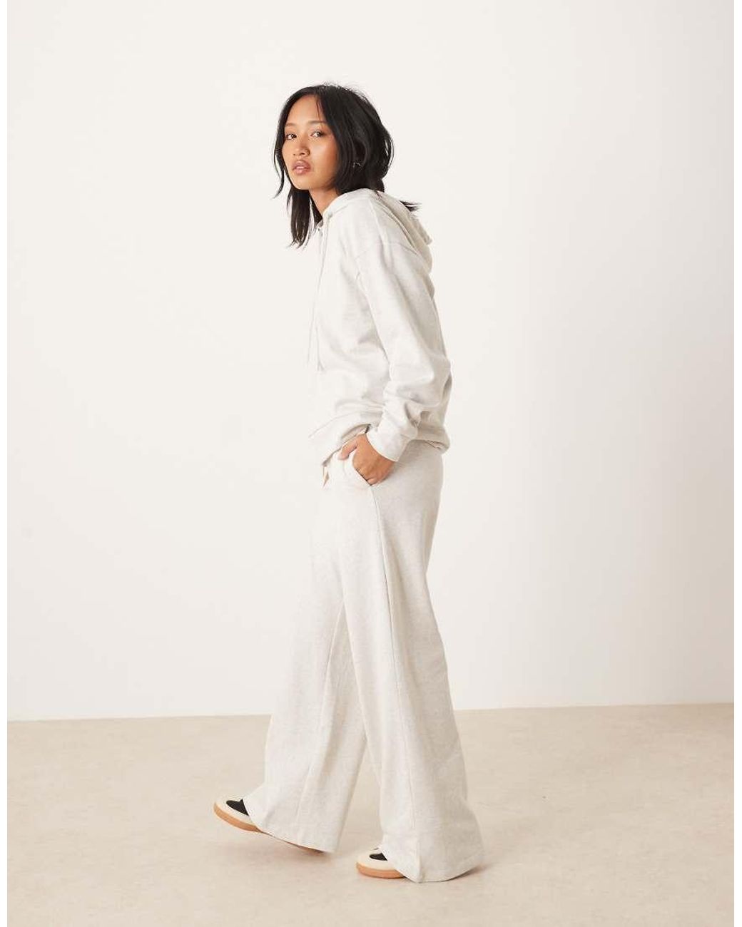 JDY Petite Natural Wide Leg Sweat joggers Co-ord