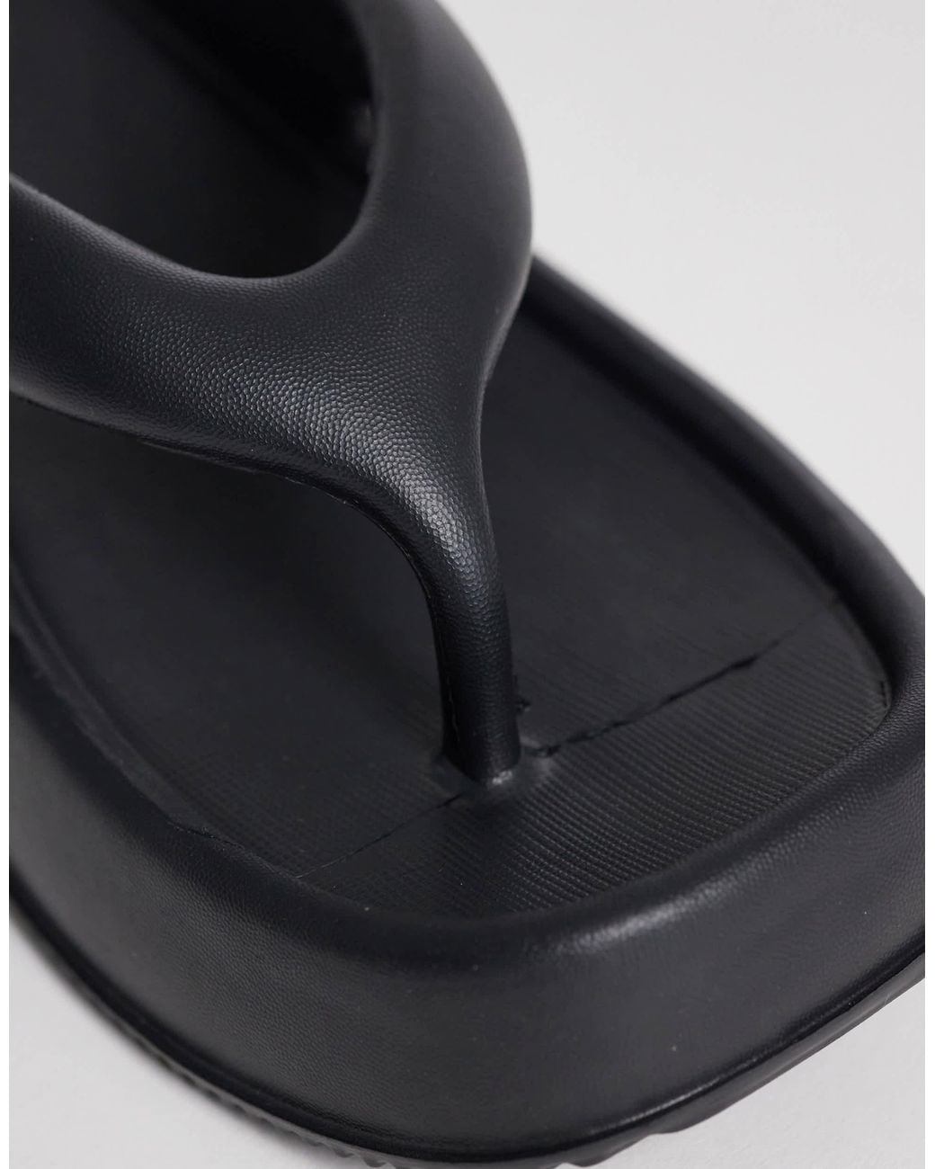SEQWL Black Thong Flatform Wedge