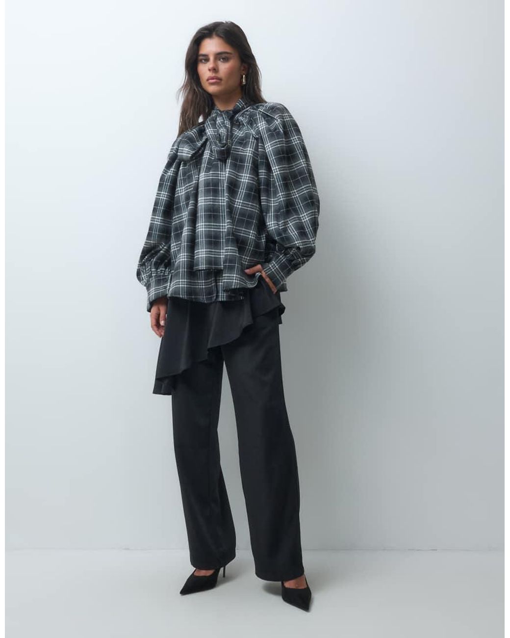 Iyal Gray Bow Detail Balloon Sleeve Shirt Co-ord