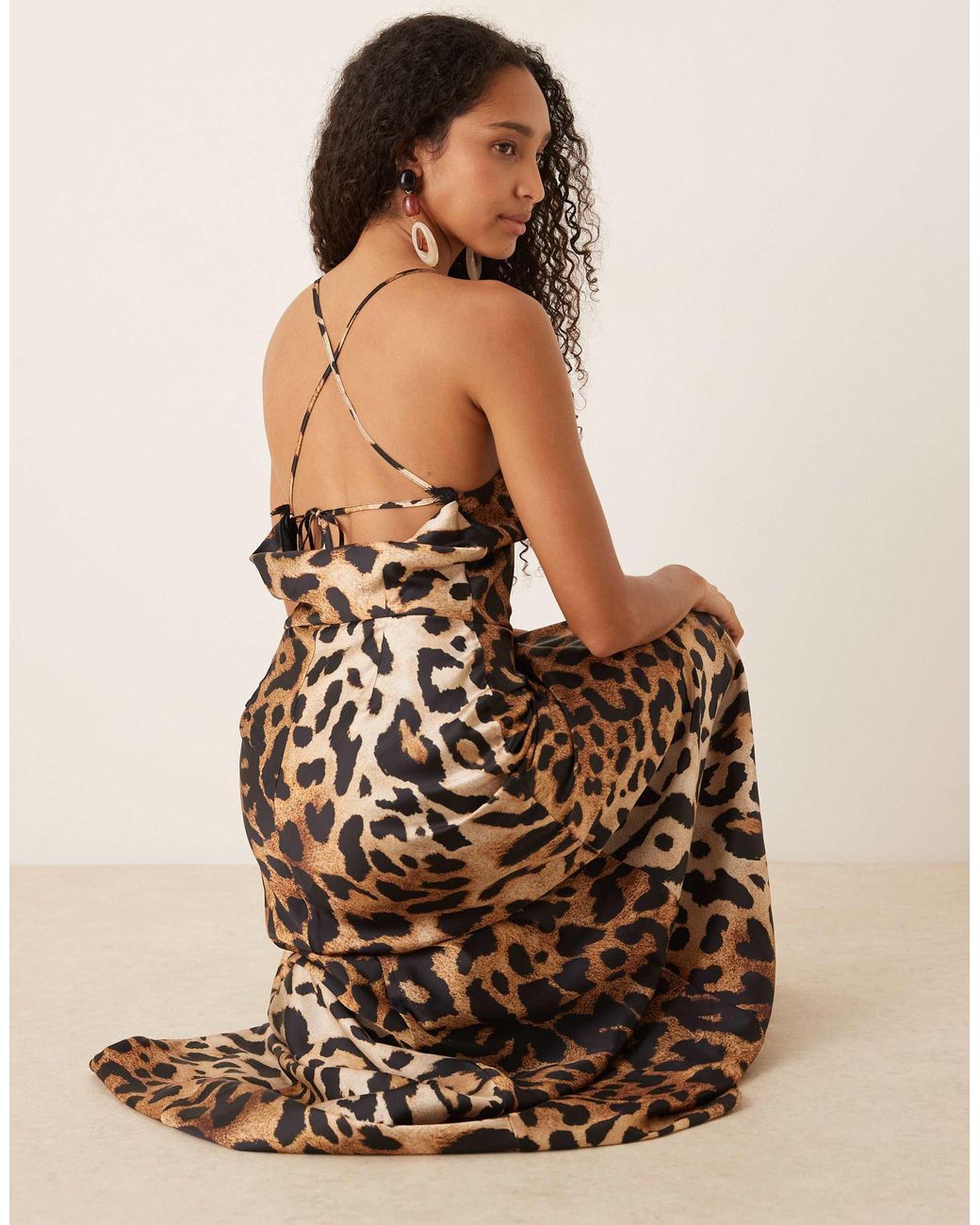 Hope & Ivy Strappy Maxi Dress in Natural | Lyst