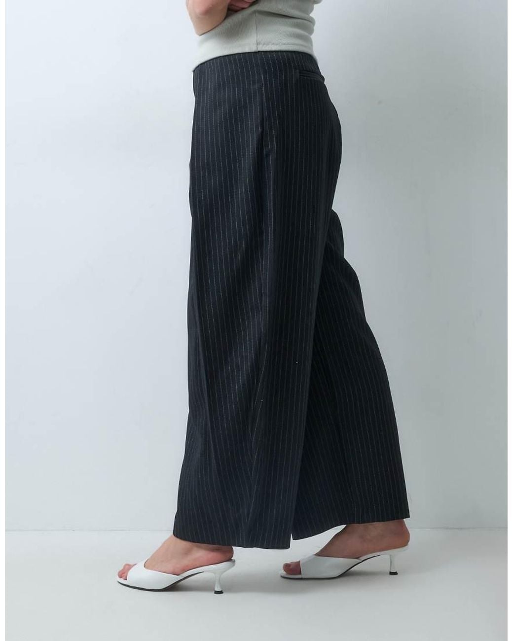 ONLY Black High Rise Barrel Leg Pants With Pleats