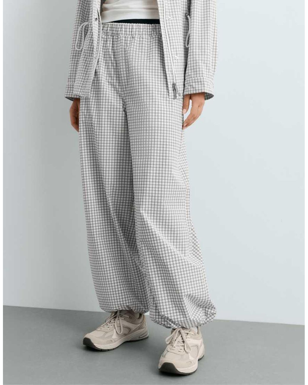 Oysho Gray 10K Waterproof Balloon Trousers