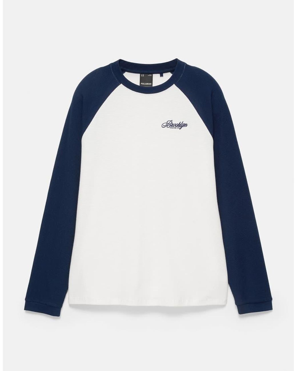 Pull&Bear Blue Embroidered Raglan Sleeve T-shirt for men
