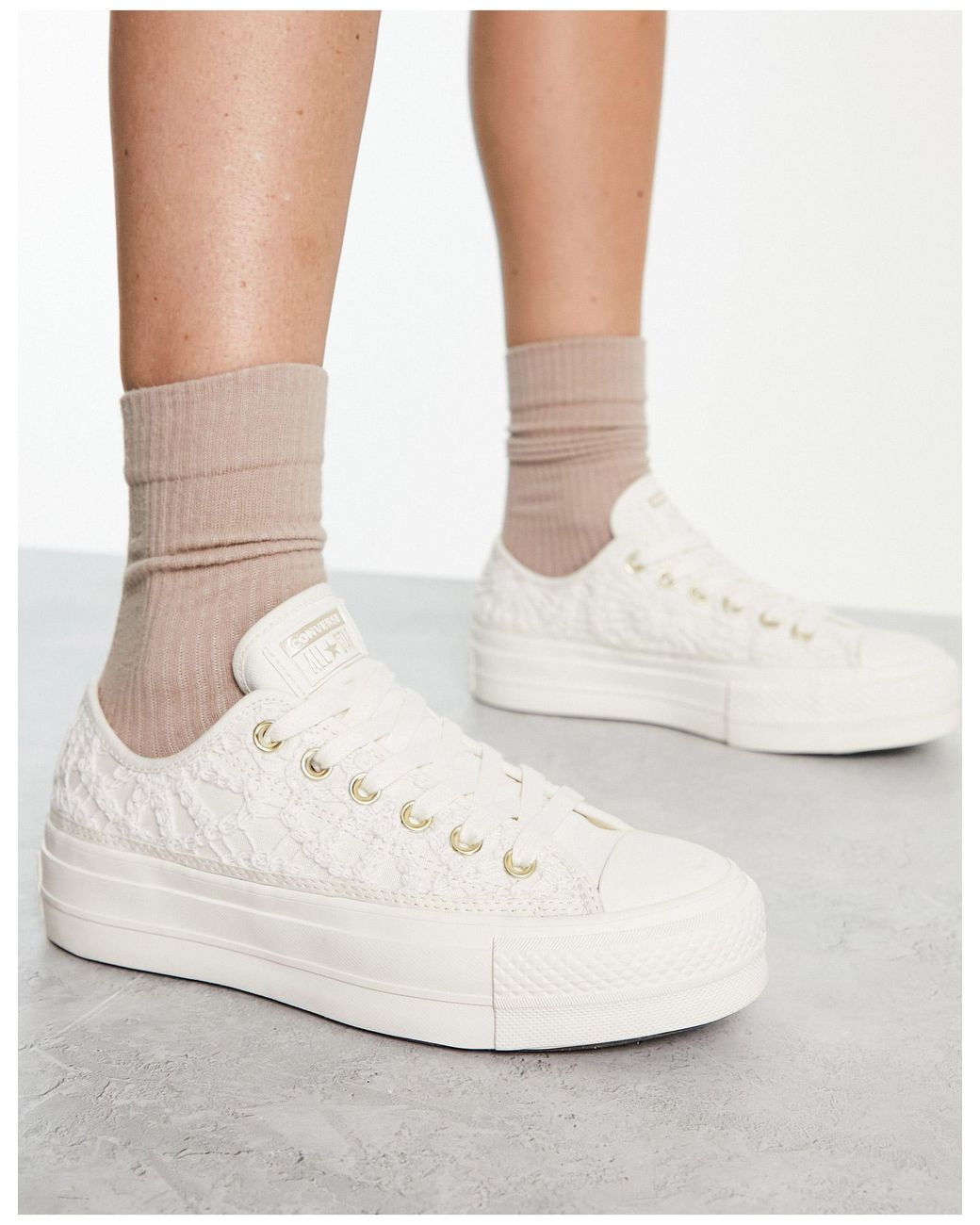 Converse Chuck Taylor All Star Lift Ox Crochet Trainers in White | Lyst  Australia