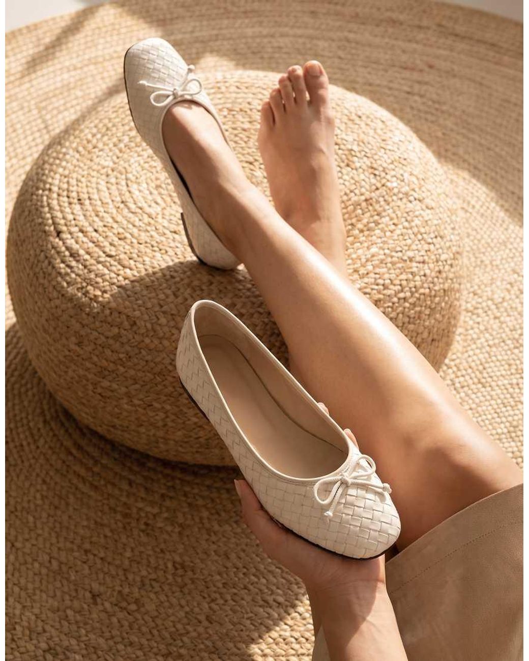 SEQWL White Ballet Pumps Flat Ballerina Shoes With Bow Detail