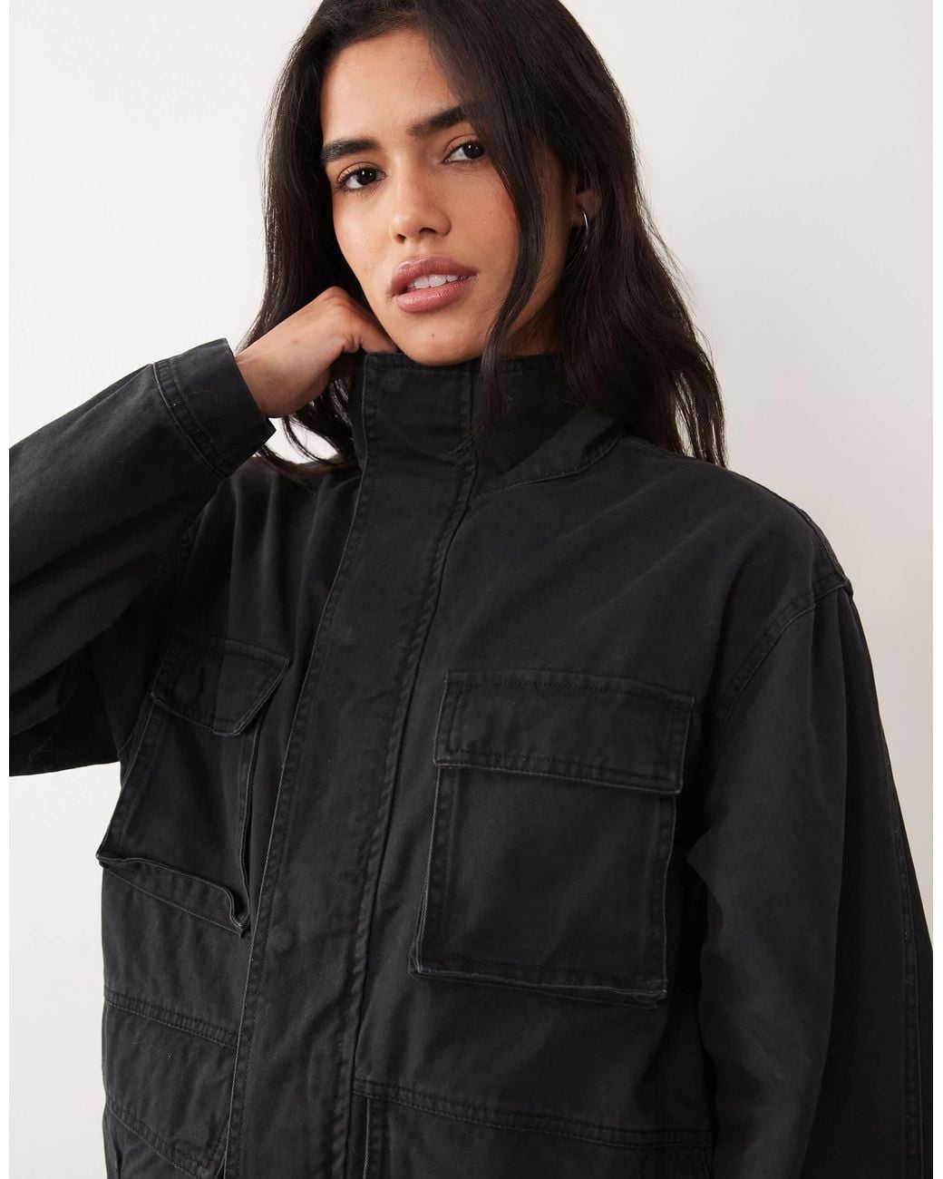 Eavis paker veste e Cotton On en coloris Black