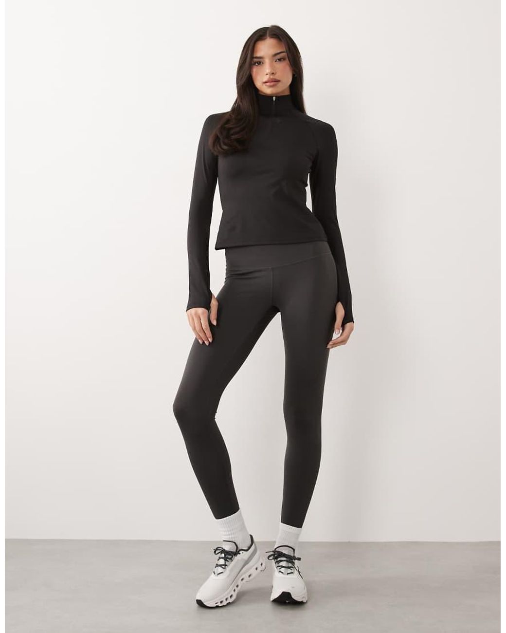 4505 Black Active 1/4 Zip Long Sleeve Training Top