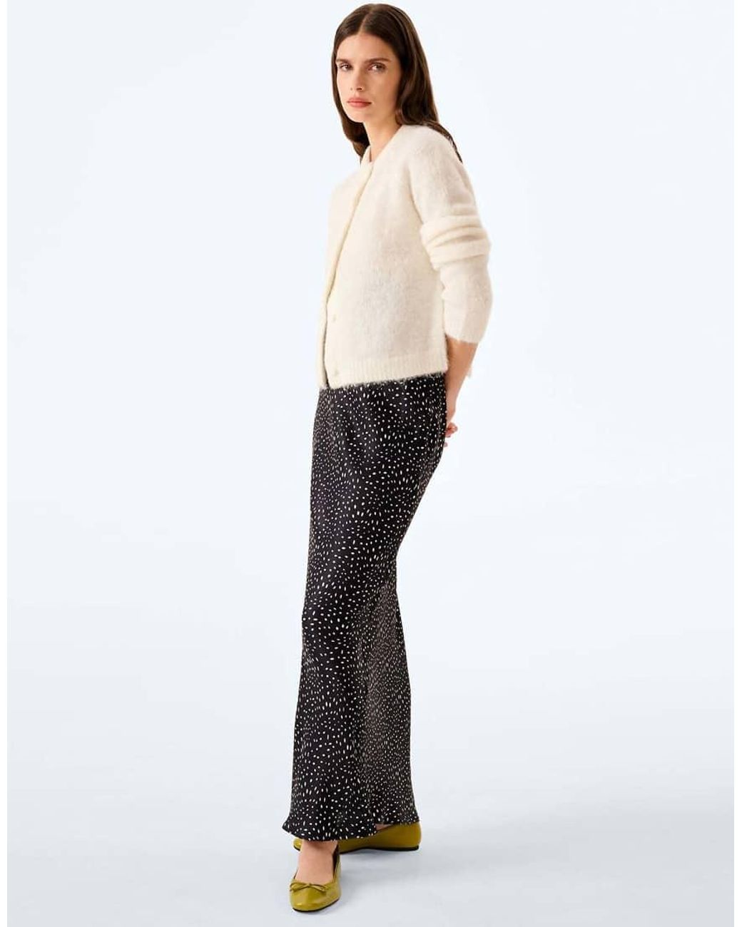 OMNES White Cosmo Cardigan