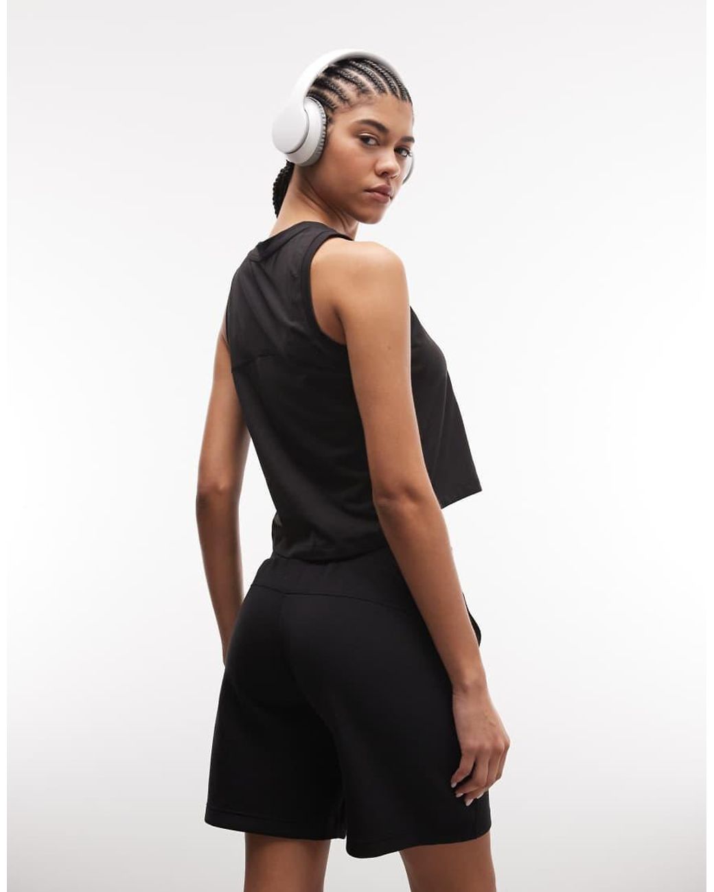PUMA Black Cloudspun Training Tank Crew Neck