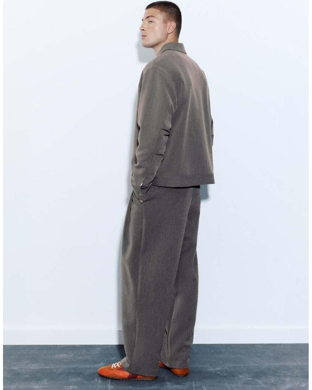 Pull&Bear White Straight Tailored Fit Trousers for men