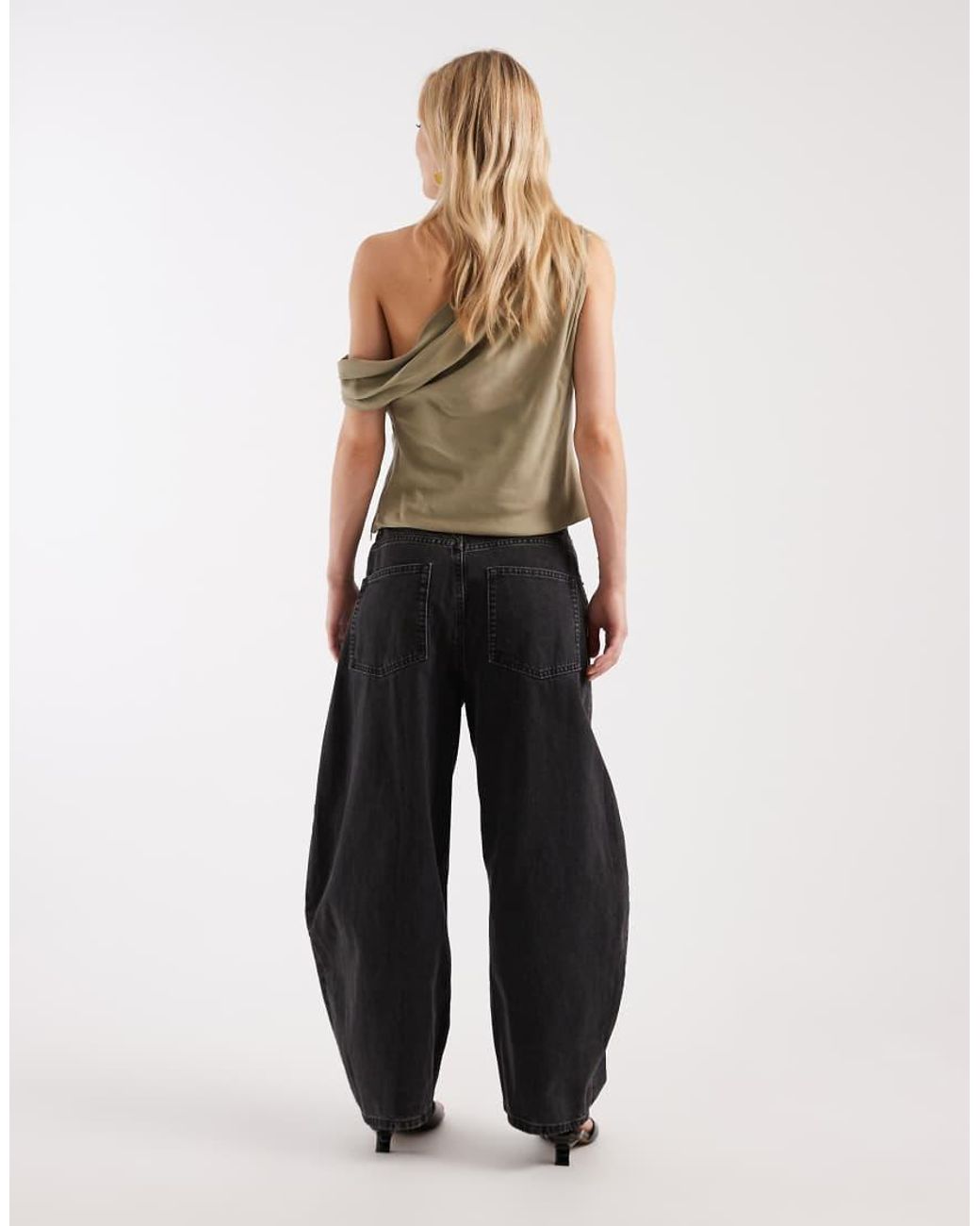 Asos Design Petite di ASOS in Black