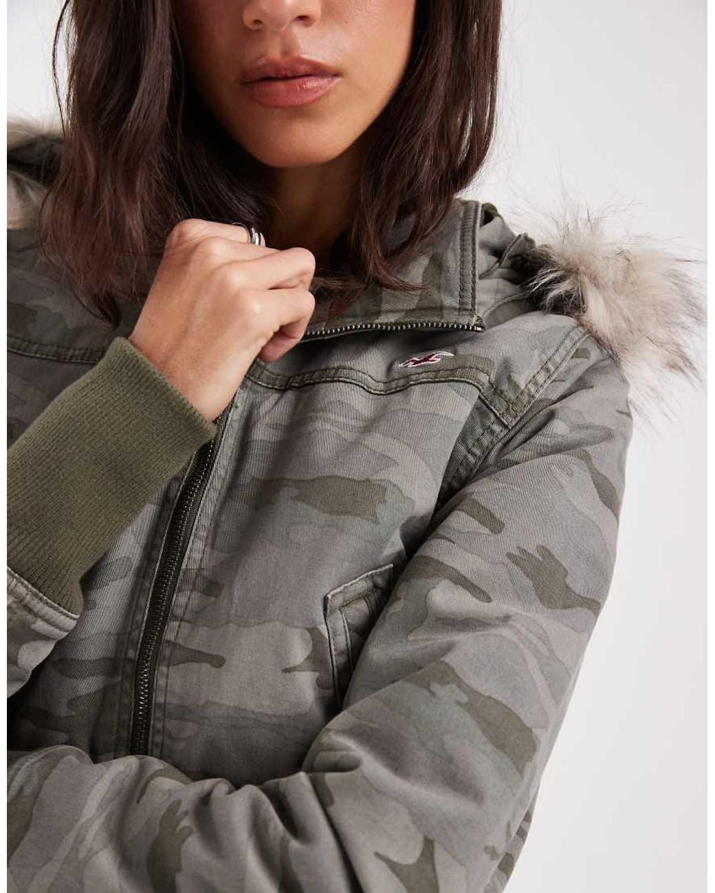 Hollister Gray Cropped Twill Puffer Jacket With Faux Fur Hood