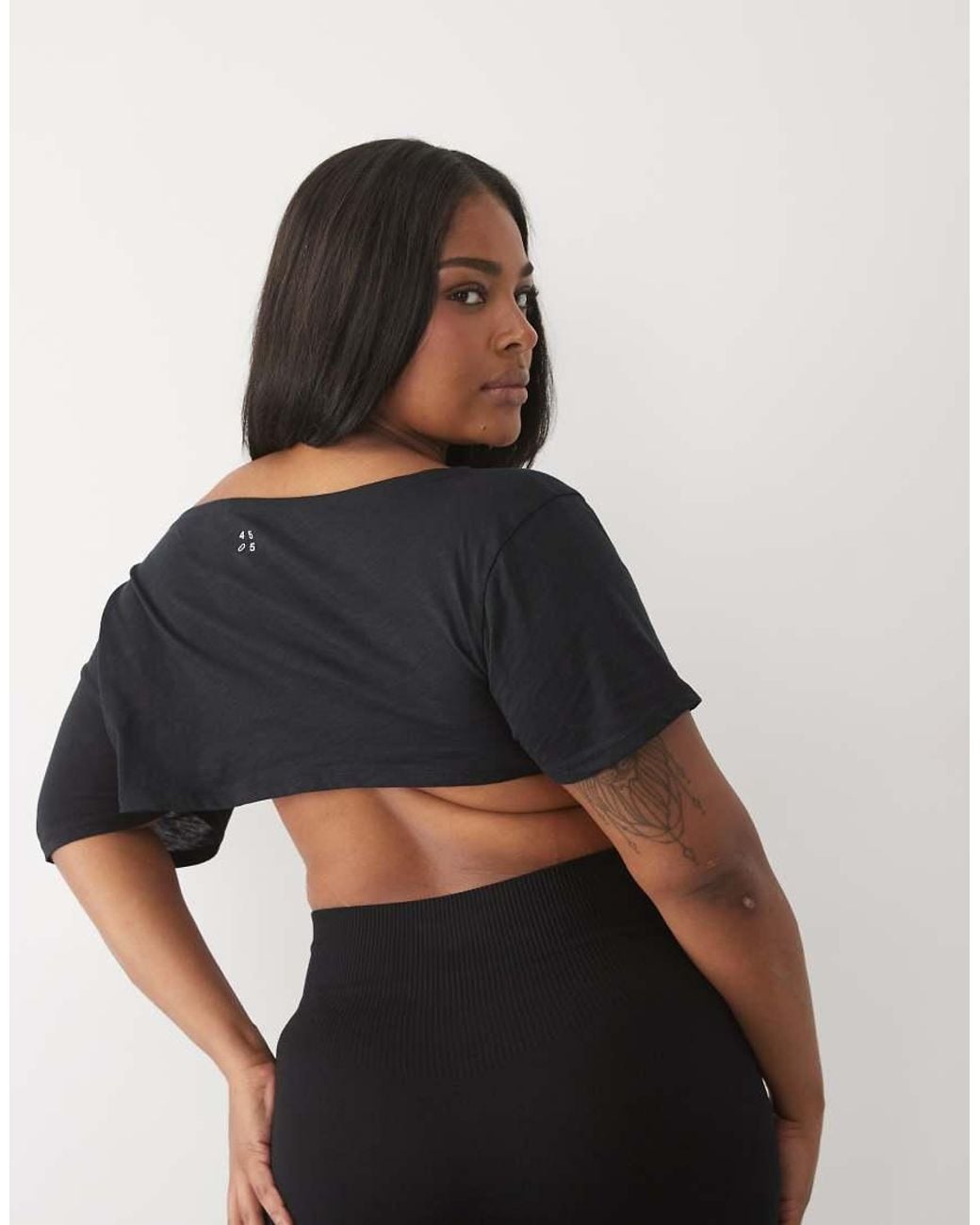 Curve 4505 de color Black