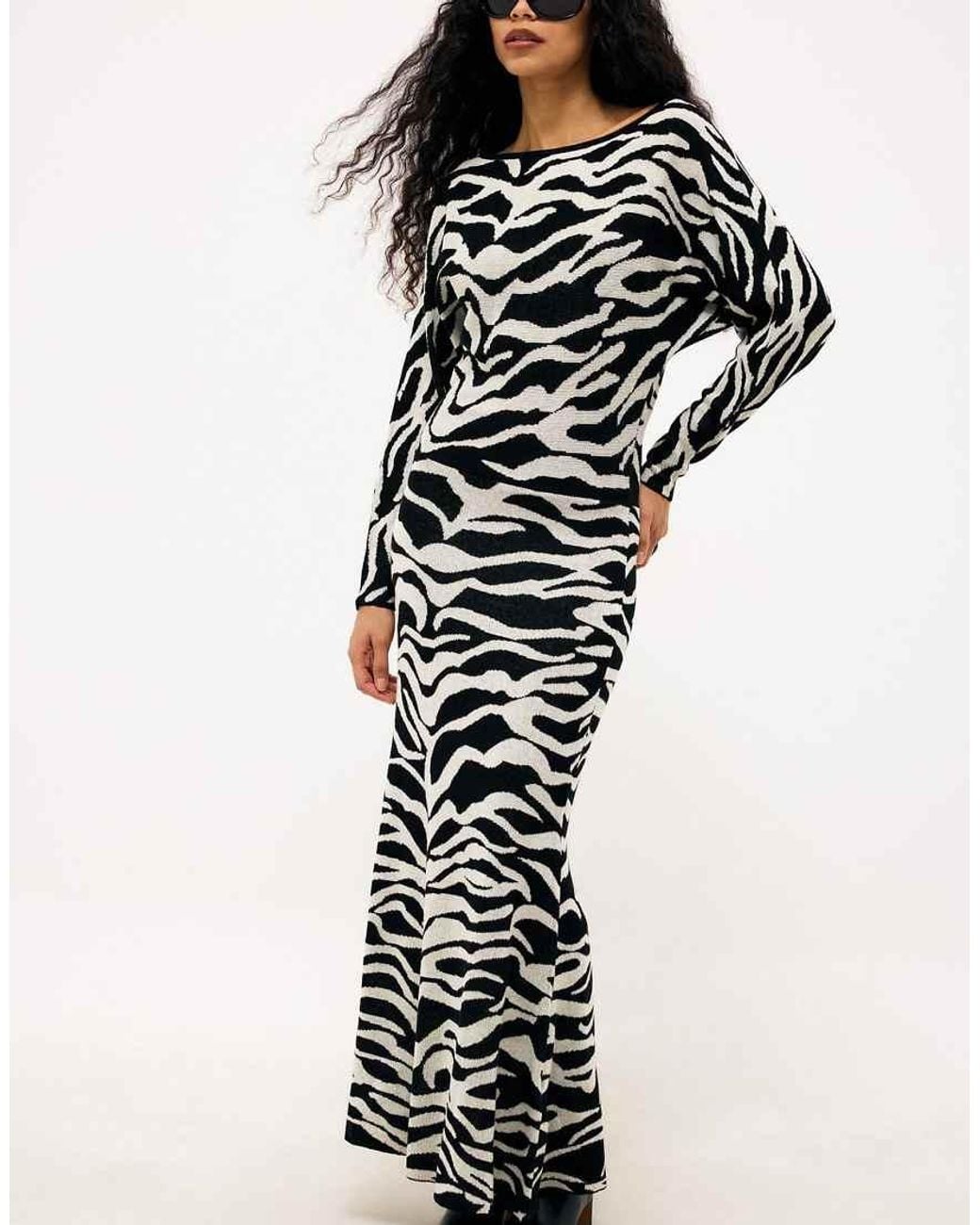 NA-KD White Knitted Jacquard Batwing Maxi Dress