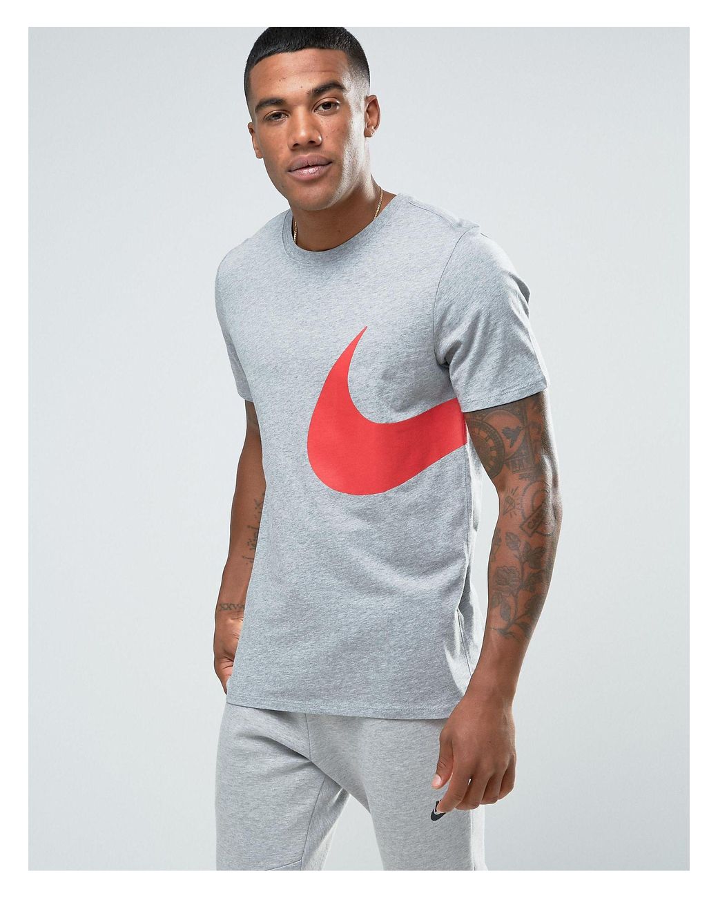 Camiseta nike logo grande hotsell