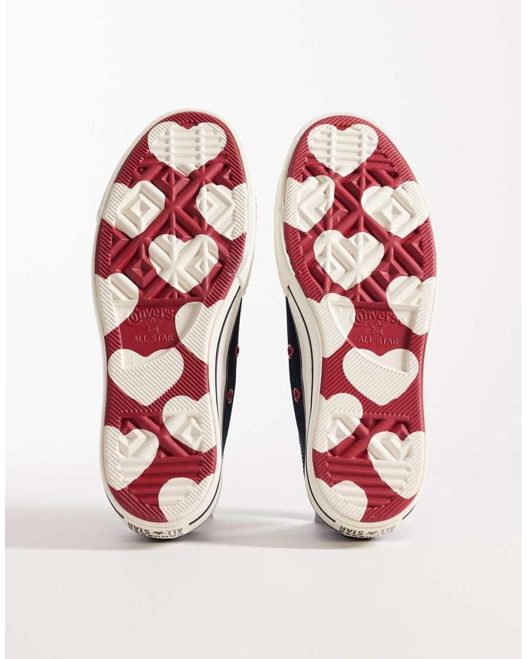 Zapatillas De Deporte Negras Con Detalle De Corazones Para San Valentín Chuck Taylor All Star Lift Ox De Converse de color Blue