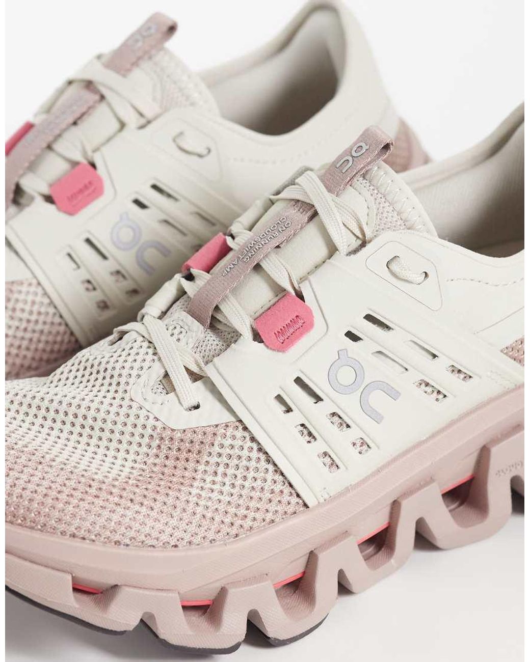 On Shoes Natural Cloudswift Amp Running Trainers