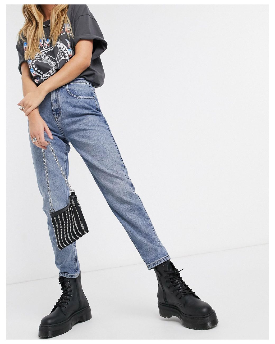 89 Slim Tapered Leg Jean 