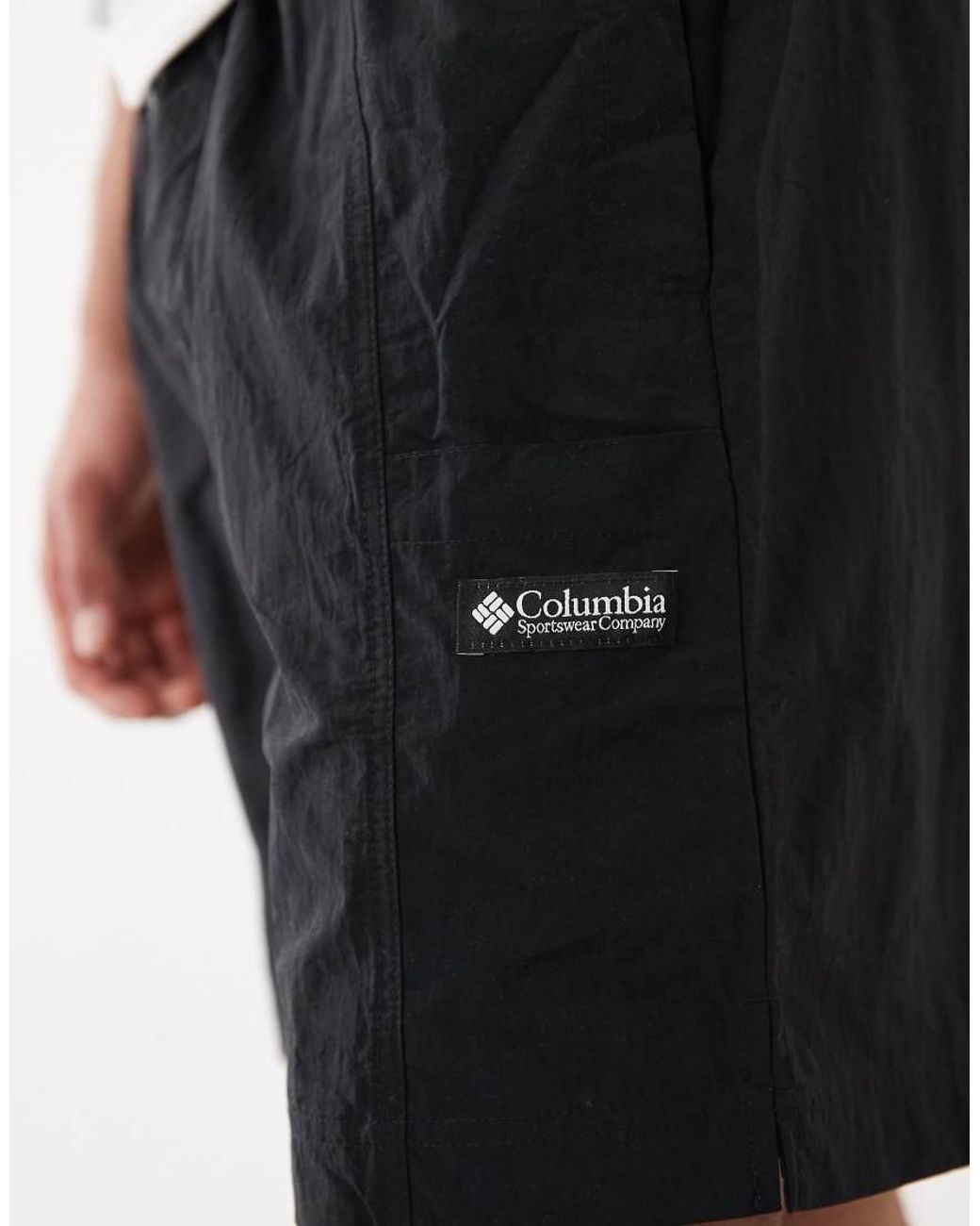Columbia White Sequoia Grove Woven Shorts for men