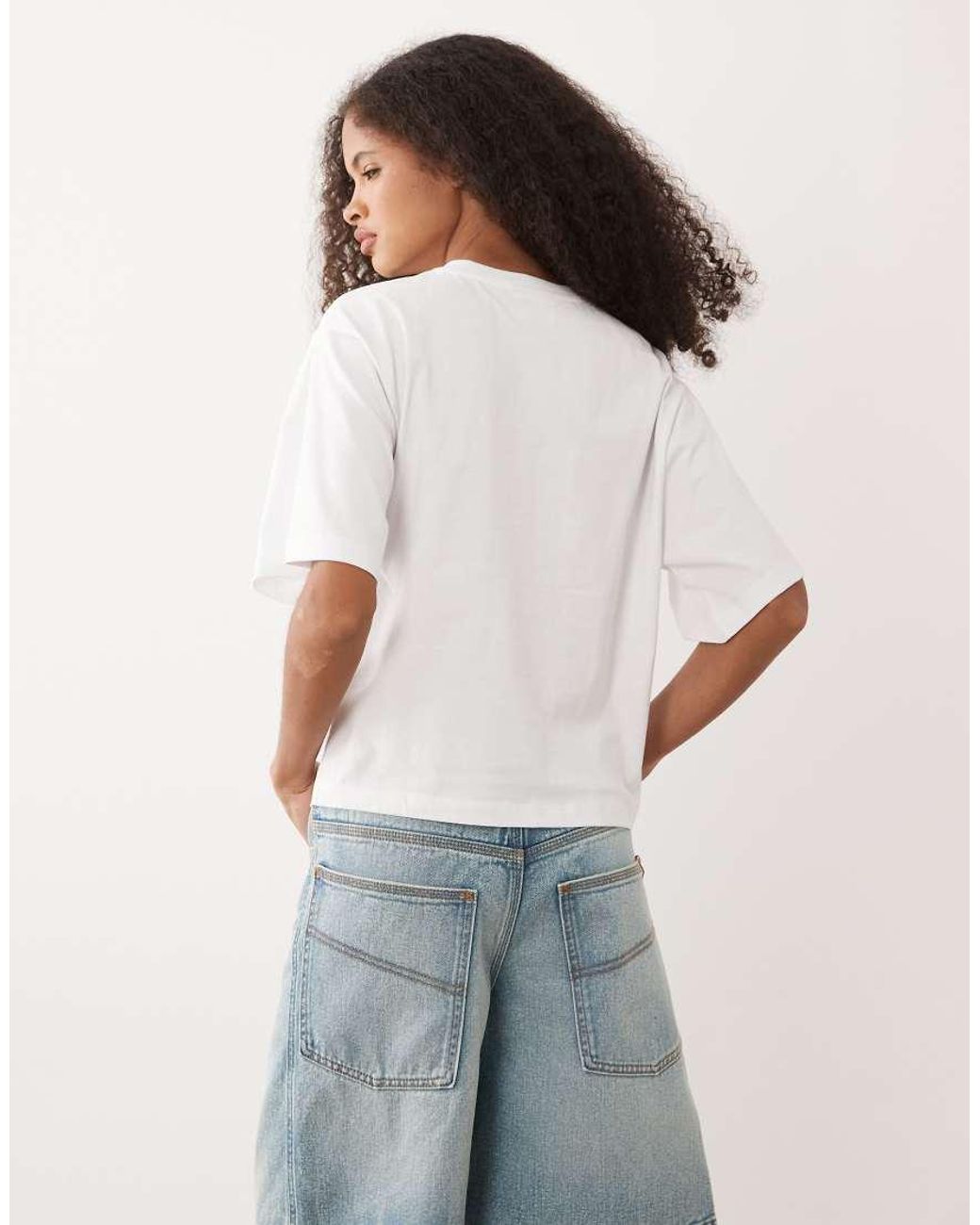 Modello Monospalla Con Risvolto di ASOS in White