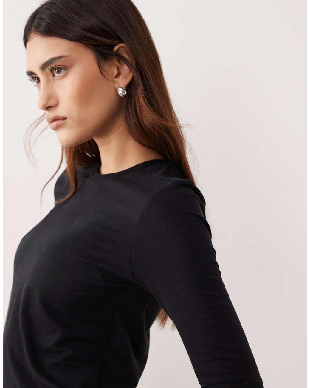 ARRANGE Black Slim Fit Half Sleeve Tee