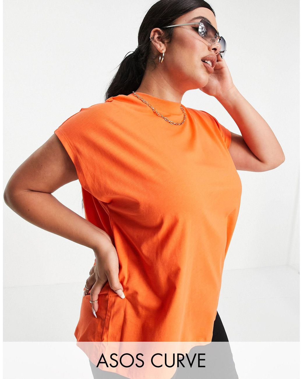 boxy sleeveless t shirt