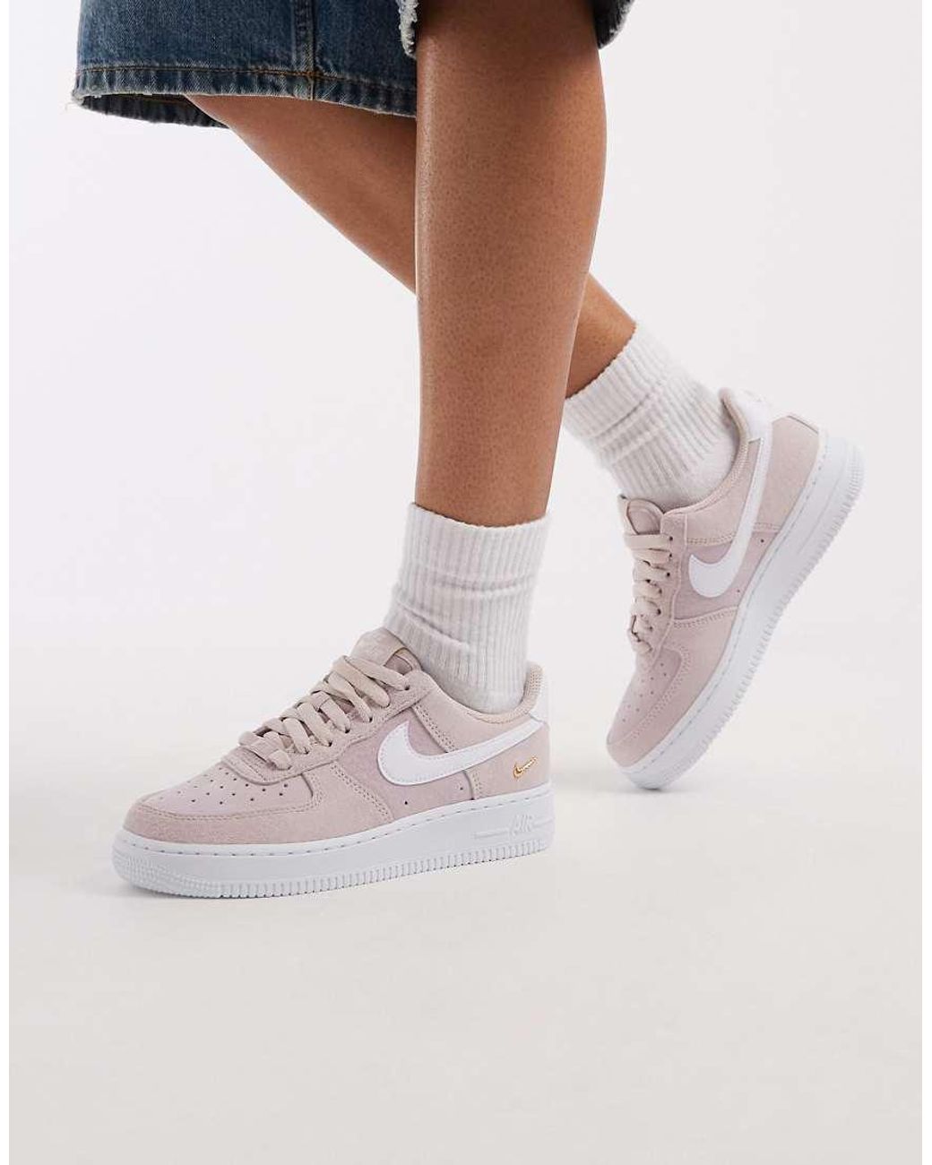 Nike Pink Air Force 1 '07 Se Trainers