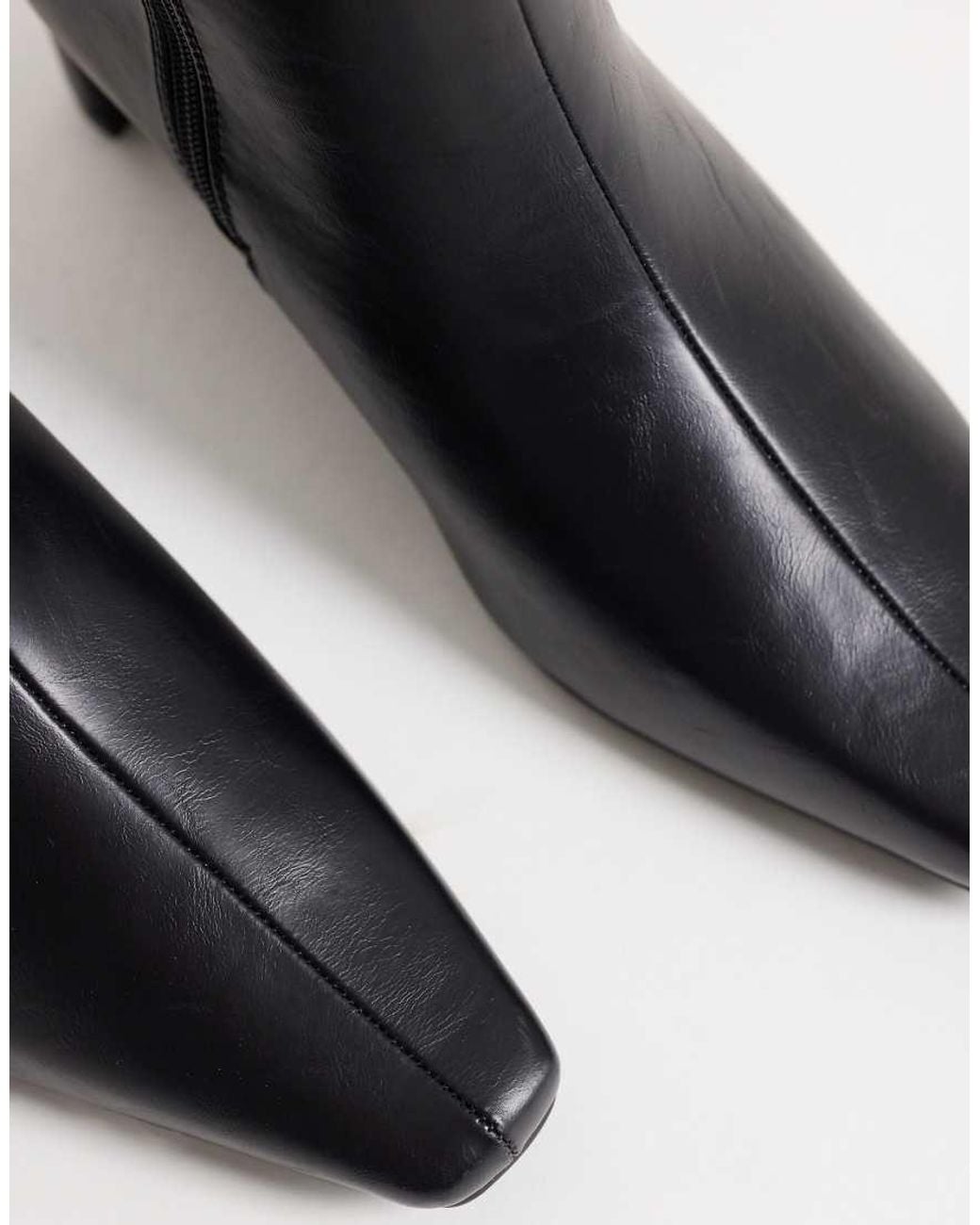 SEQWL Black Woody Kitten Heel Chisel Toe Ankle Boots