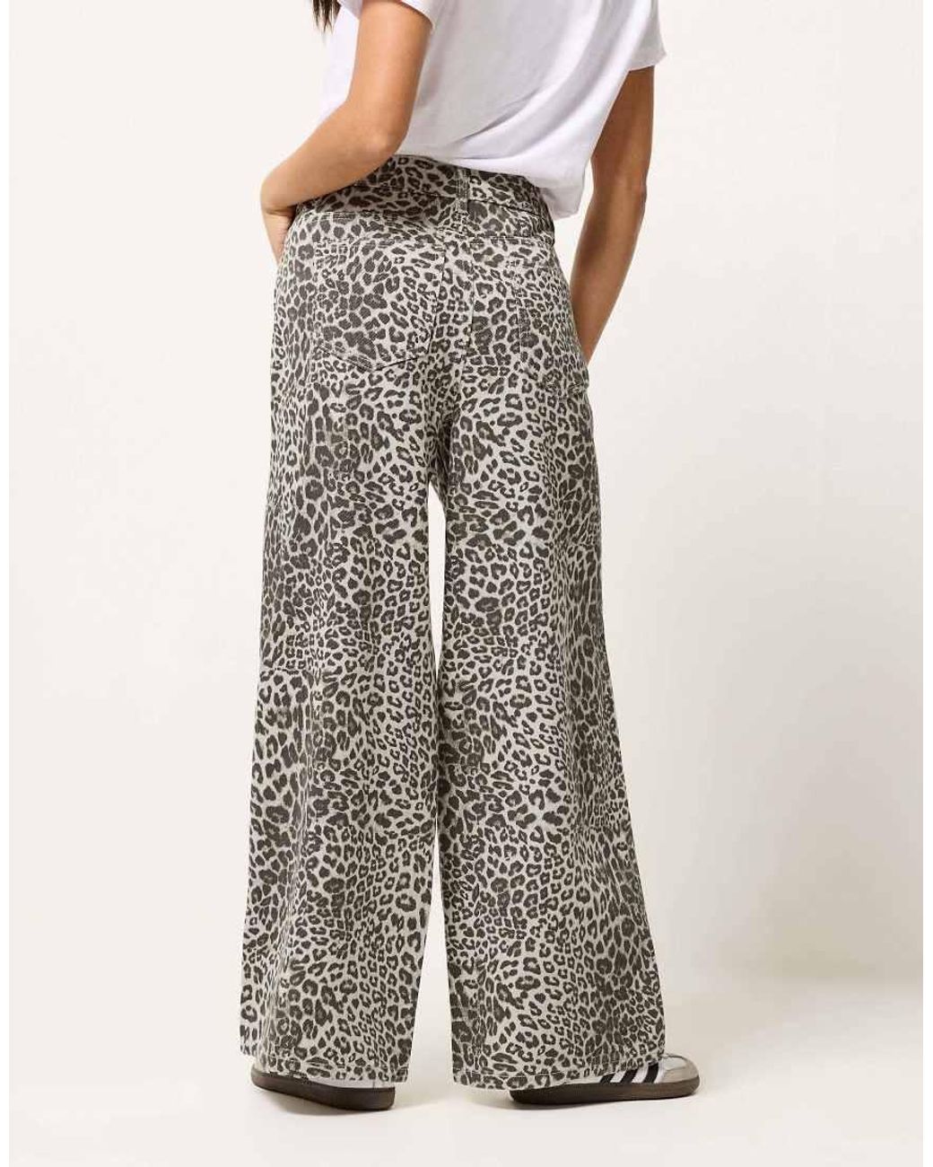 PixieGirl White Petite Leopard Print Wide Leg Jeans