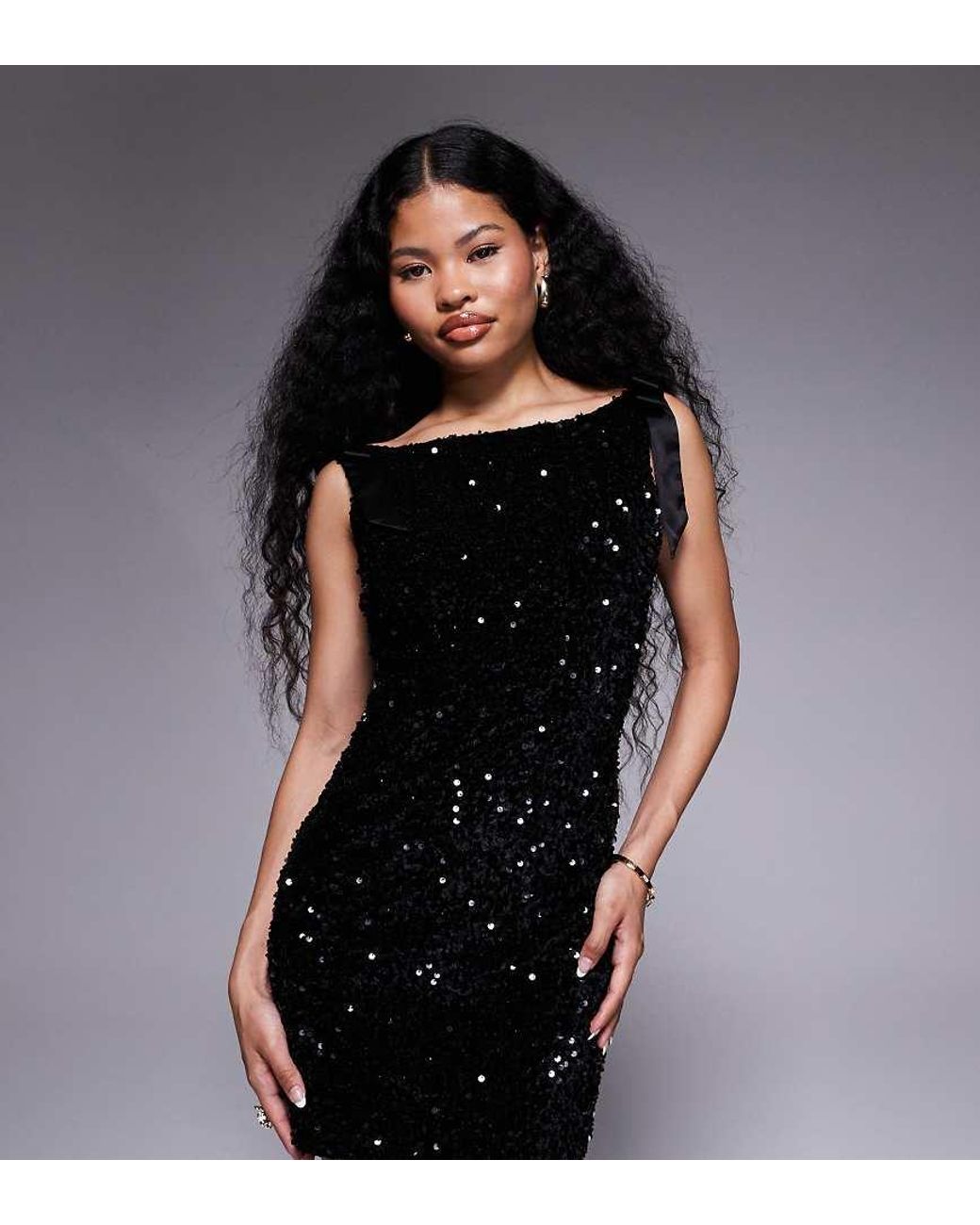 TFNC London Premium Mini Jurk Met V-Achterkant, Gestrikte Schouders En Lovertjes in het Black