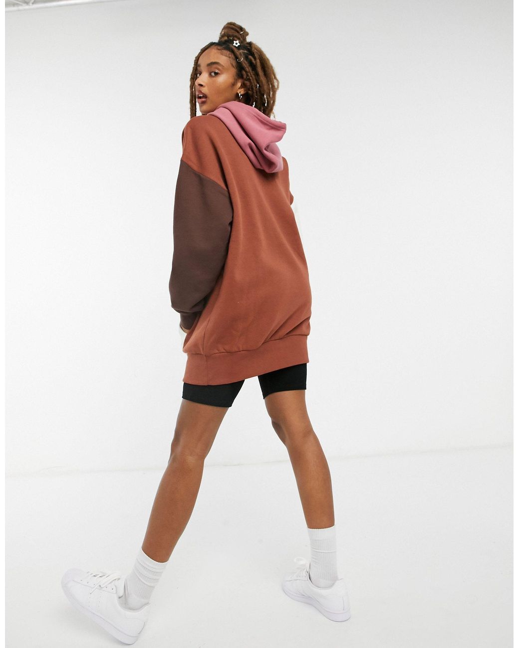 adidas Originals 'cosy Comfort' - Oversized Hoodie-jurk Van Fleece Met  Kleurvlakken in het Bruin | Lyst NL