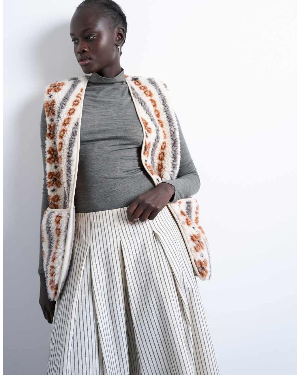 TOPSHOP Gray Borg Abstract Printed Gilet