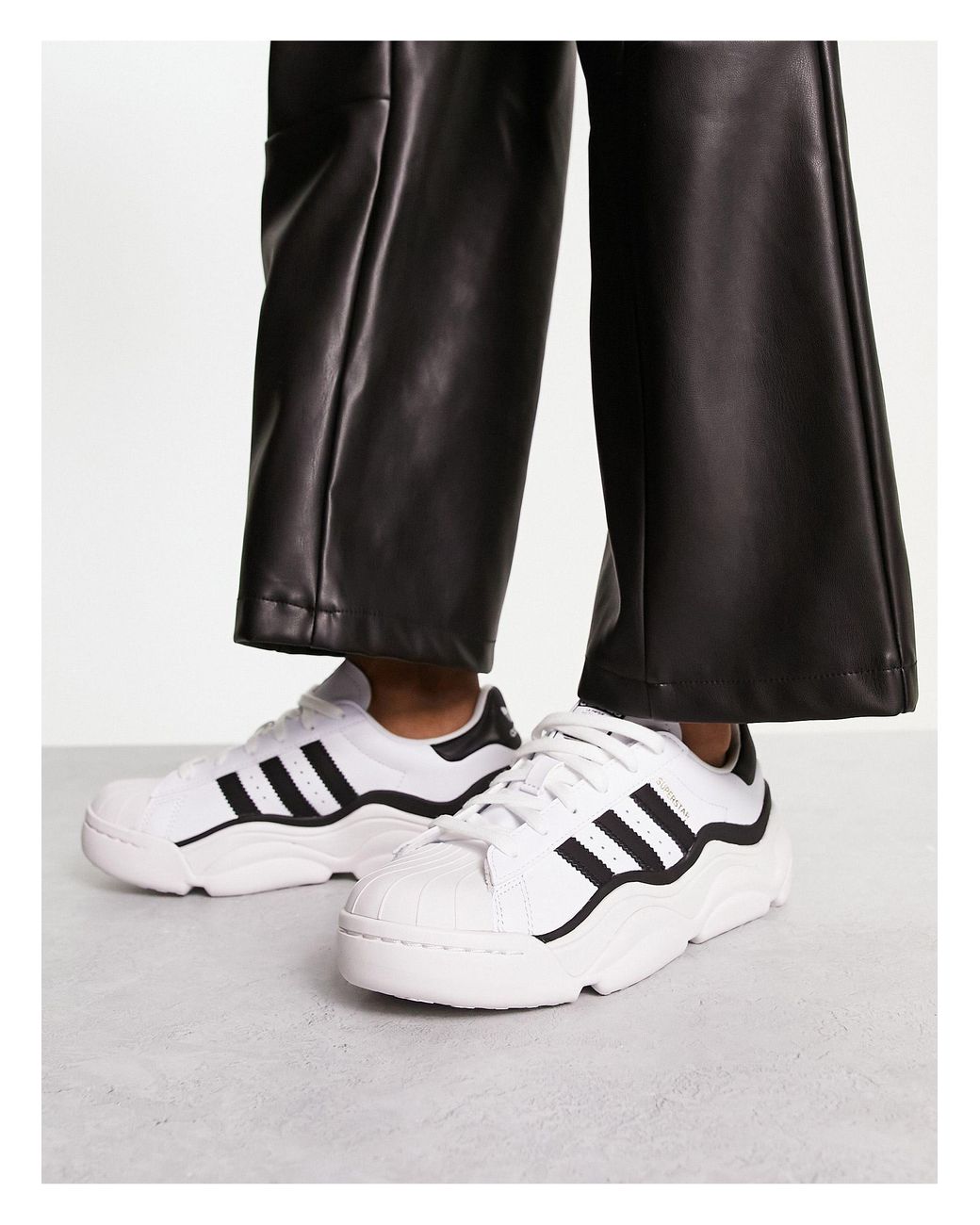Superstar millencon - chunky sneakers bianche e nere di adidas Originals in  Nero | Lyst