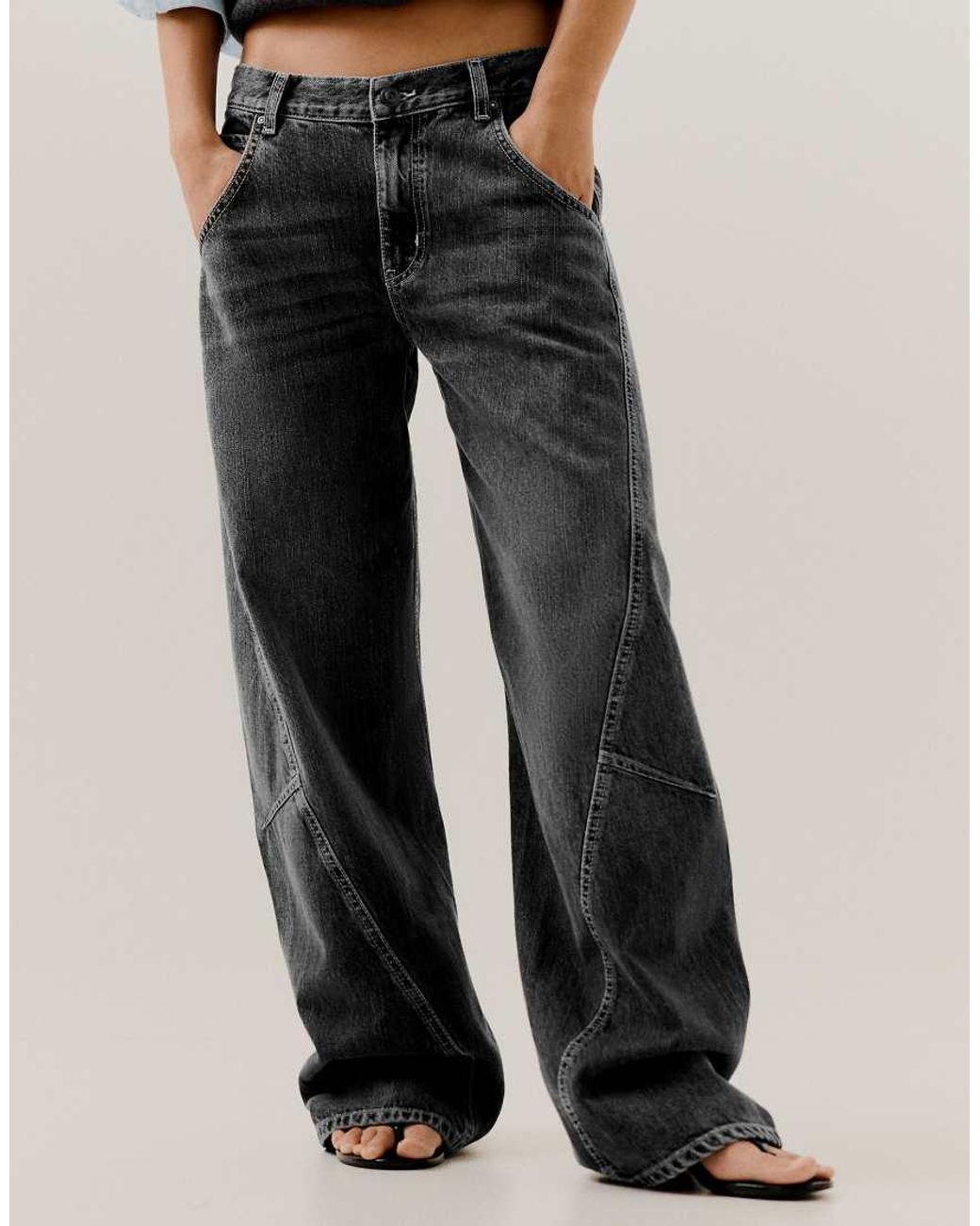 Bershka Black Petite Low-rise Barrel Jeans