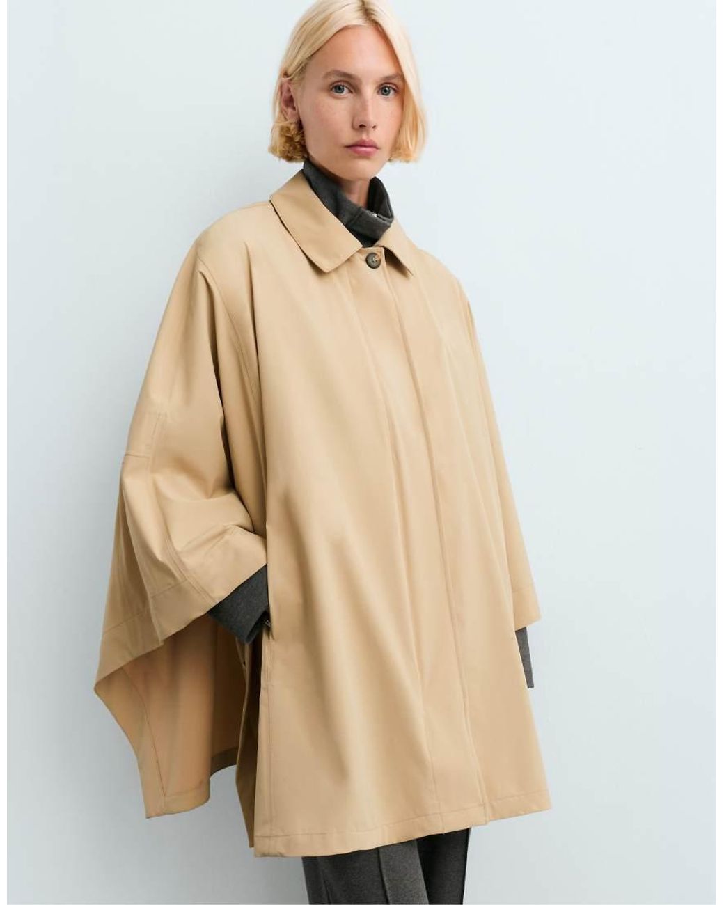 Oysho Natural Extra Lightweight 10k Waterproof Short Cape