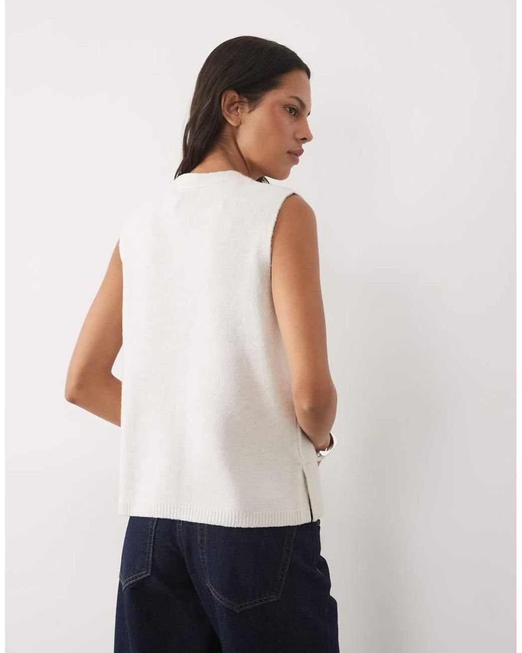 New Look White Button Down Knitted Waistcoat