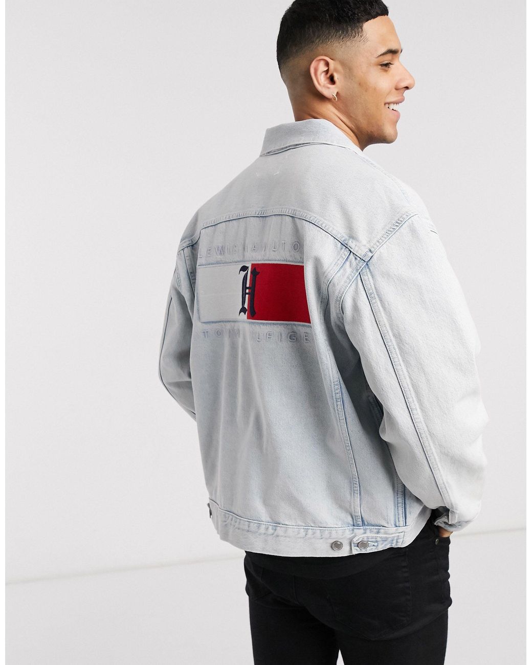 X Lewis Hamilton - Capsule - Veste camionneur en jean délavé - Indigo clair  Tommy Hilfiger pour homme en coloris Bleu | Lyst