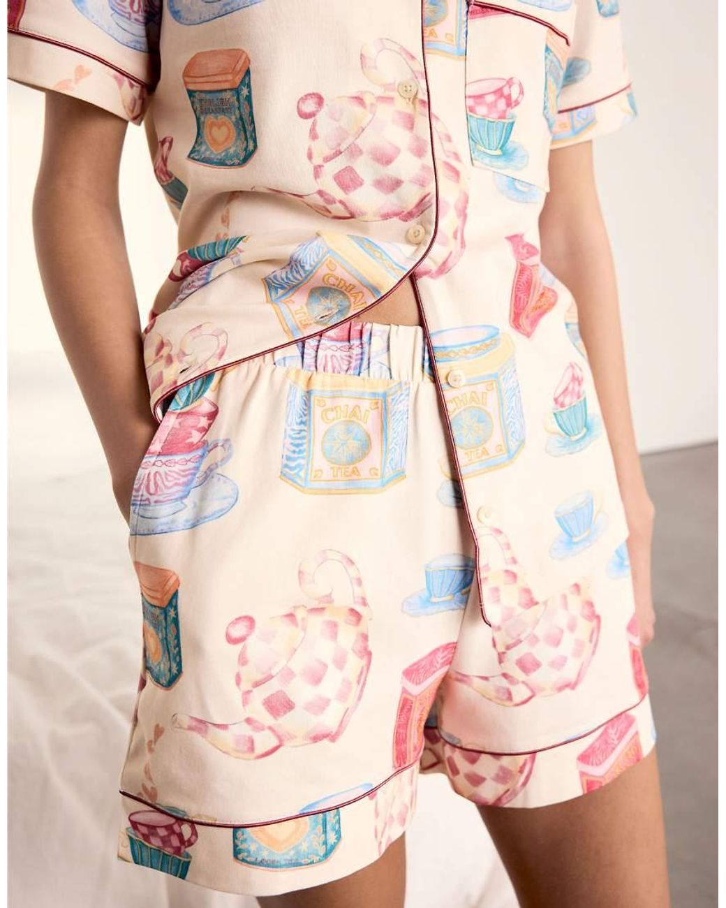 Chelsea Peers Natural Cotton Tea Party Print Short Pyjama Set