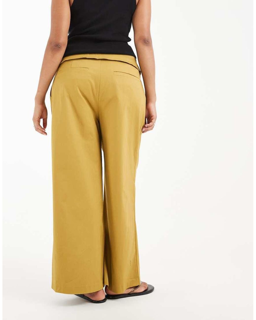 Curve ASOS de color Metallic