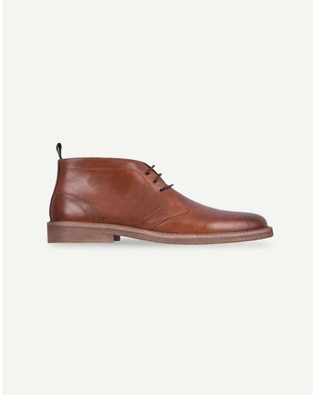 Thomas Crick Brown Arizona Leather Chukka Boots for men