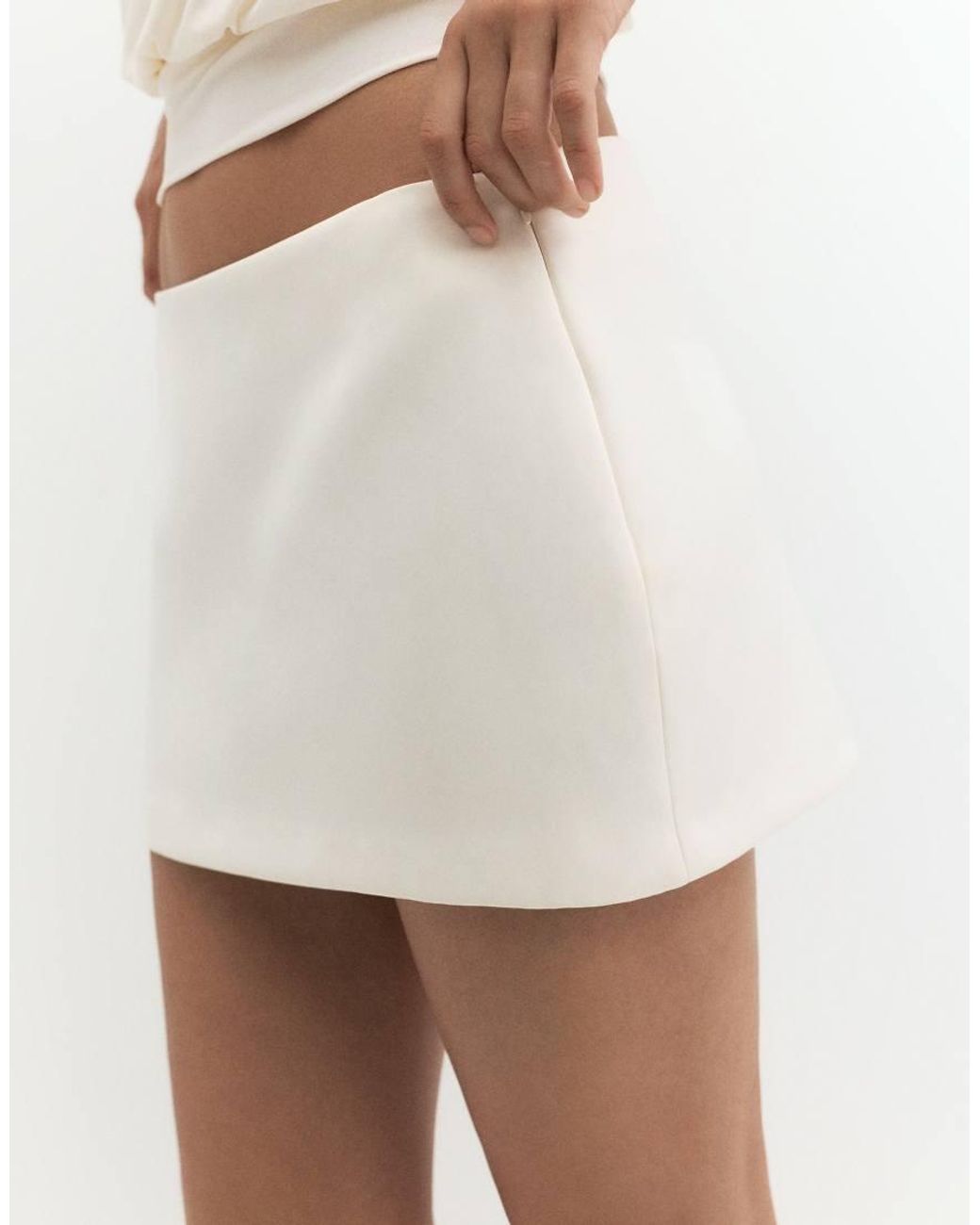 Pull&Bear White Satin Mini Skirt