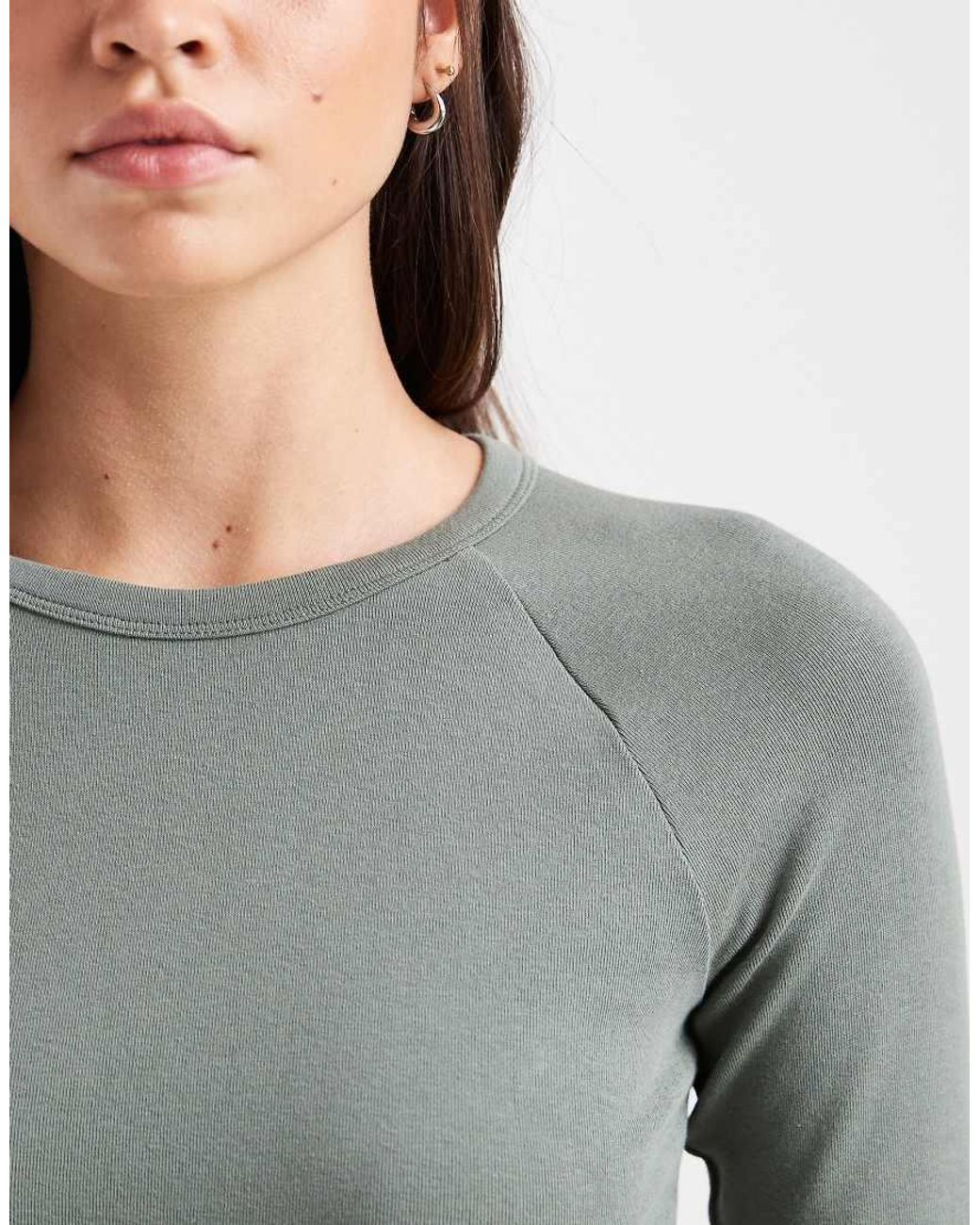 Hollister Gray Long Sleeve Crew Neck T-shirt