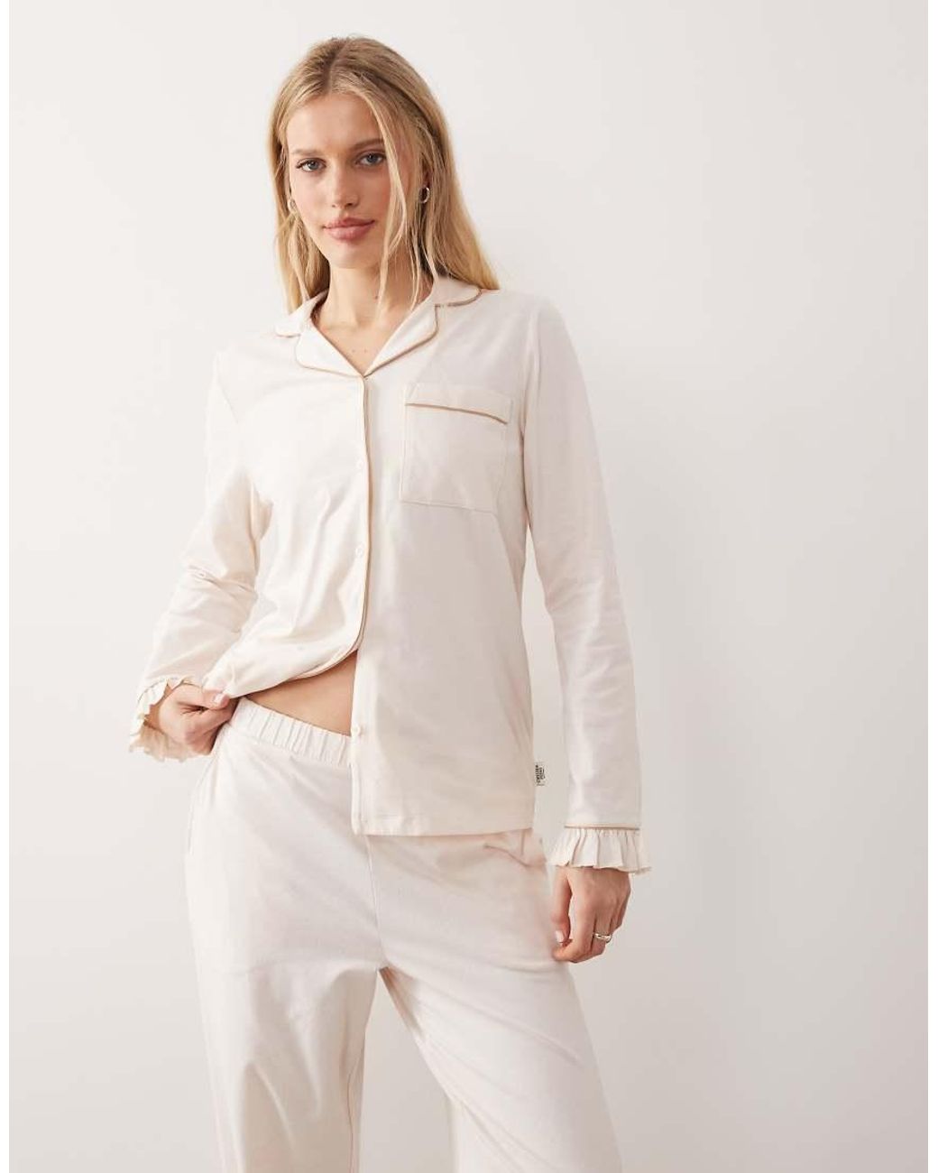 Chelsea Peers Natural Bridal 'Just Married' Revere Nightwer Set With Ruffle Hem And Cuff